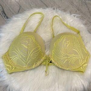 Victoria's Secret Lemon Lace Bra
